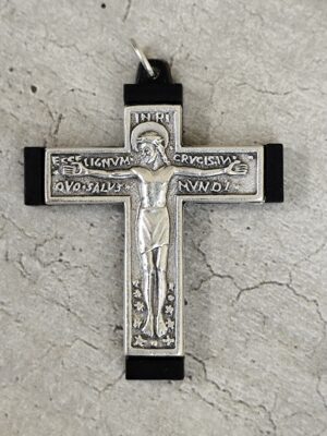 Crucifix vintage en métal argenté et plastique noir - Croix de dévotion "Ecce Lignum" - Made in Italy